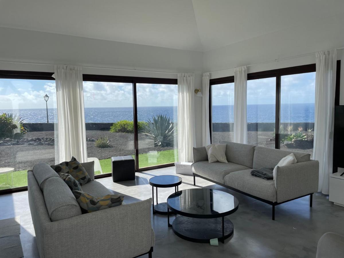Ferienhaus Babel - First Line Seafront House *